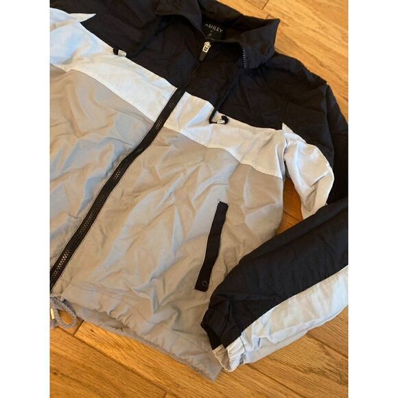 Ashley by 26 International Women colorblock full zip slash pockets windbreaker M - Picture 3 of 9